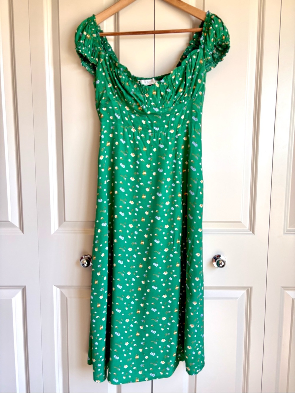 ASTR The Label Keepsake Green Midi Milkmaid Ruffle Garden Floral Dress Small
